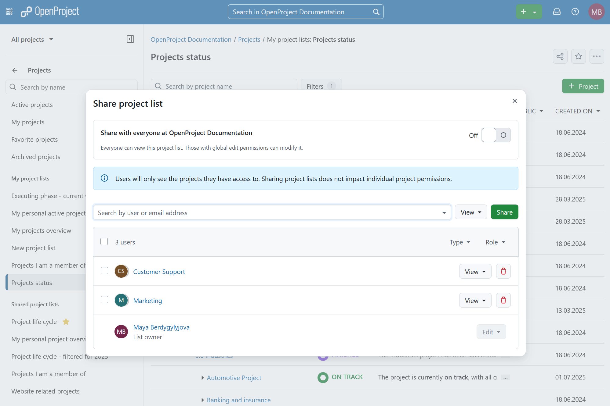 Una ventana modal que permite compartir una lista de proyectos con usuarios o grupos en OpenProject